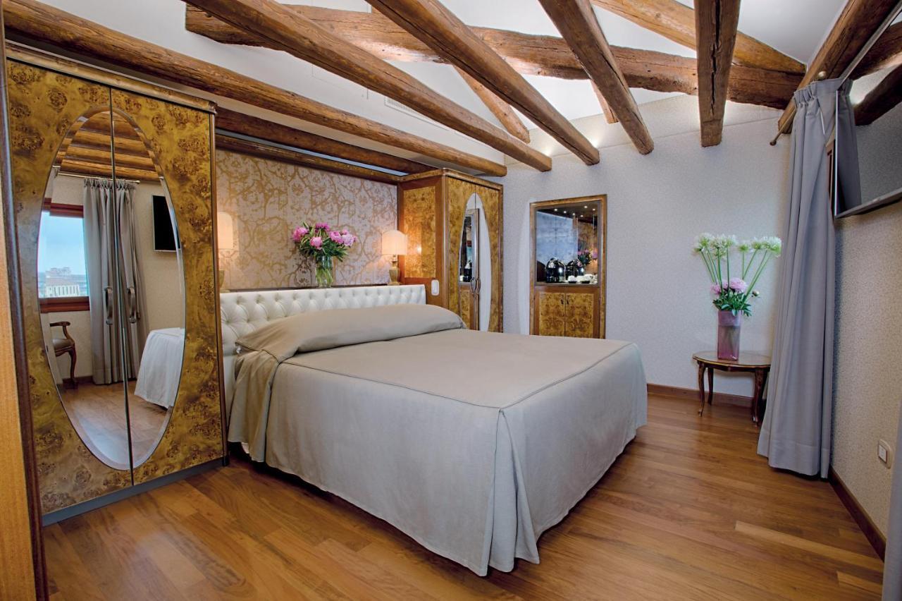 Hotel Santa Chiara Venedig
